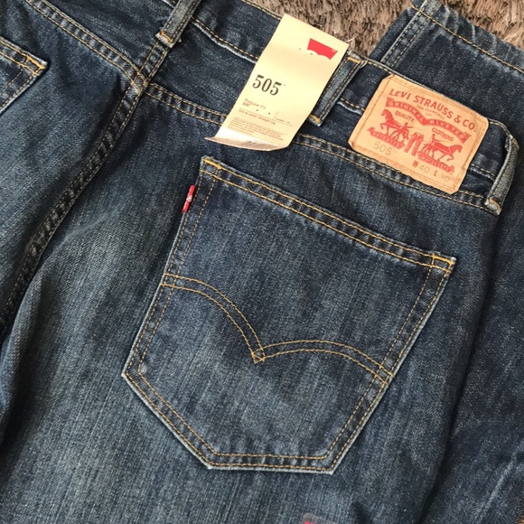 Levi’s 505 Jeans - Picture 2 of 7